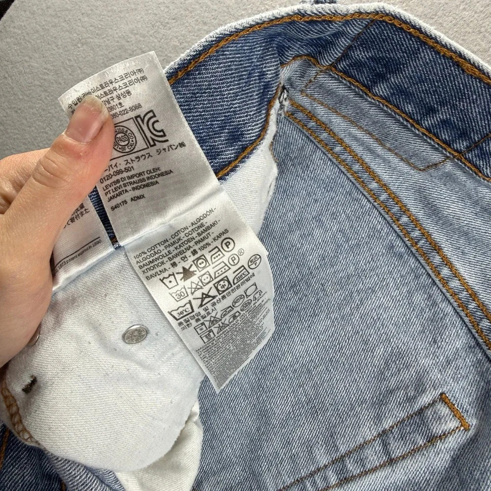 Levi's 550 Jeans Mens 44x33 Blue Relaxed Fit Tapered Leg Denim
